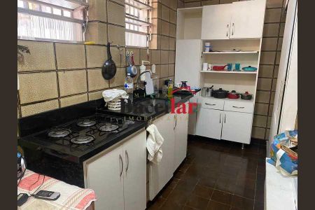 Casa à venda com 56m², 2 quartos e 1 vaga