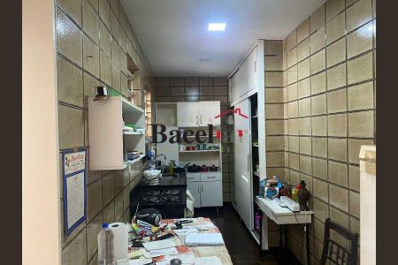 Casa à venda com 56m², 2 quartos e 1 vaga