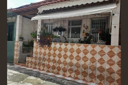 Casa à venda com 90m², 2 quartos e 1 vaga