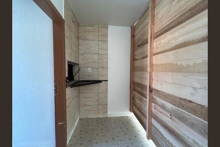 Casa à venda com 300m², 2 quartos e 2 vagasChurrasqueira