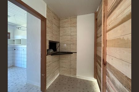 Casa à venda com 300m², 2 quartos e 2 vagasChurrasqueira