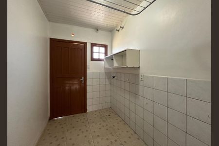 Casa à venda com 300m², 2 quartos e 2 vagasÁrea de Serviço