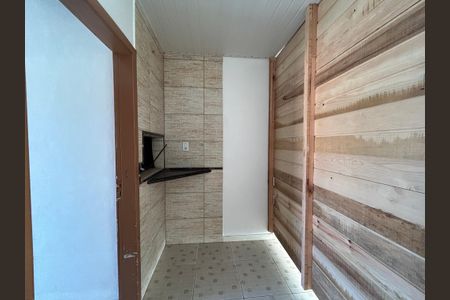 Casa à venda com 300m², 2 quartos e 2 vagasChurrasqueira