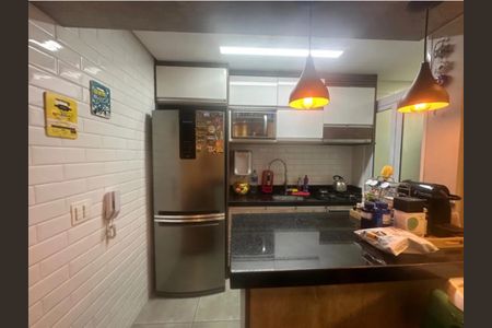 Foto 02 de apartamento à venda com 2 quartos, 52m² em Vila Carioca, São Paulo