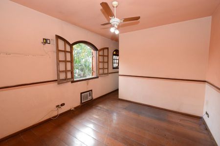 Casa à venda com 883m², 5 quartos e 8 vagasFoto 17