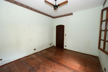 Casa à venda com 883m², 5 quartos e 8 vagasFoto 12