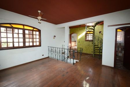 Casa à venda com 883m², 5 quartos e 8 vagasFoto 46