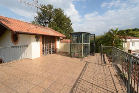 Casa à venda com 883m², 5 quartos e 8 vagasFoto 49