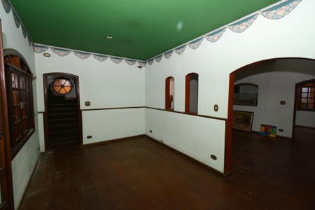 Casa à venda com 883m², 5 quartos e 8 vagasFoto 06