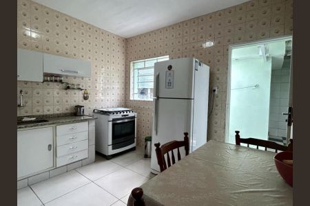 Foto 08 de casa à venda com 2 quartos, 72m² em Jardim Lallo, São Paulo