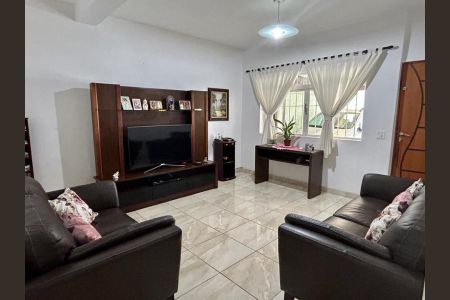 Foto 02 de casa à venda com 2 quartos, 72m² em Jardim Lallo, São Paulo