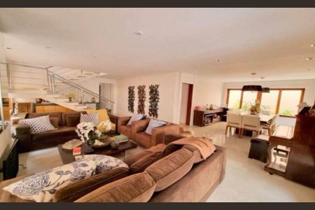 Casa à venda com 460m², 4 quartos e 5 vagas Casa à venda com 460m², 4 quartos e 5 vagasFoto 12