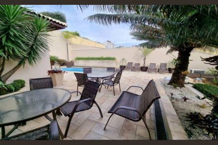 Casa à venda com 460m², 4 quartos e 5 vagas Casa à venda com 460m², 4 quartos e 5 vagasFoto 32