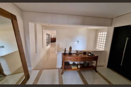 Casa à venda com 460m², 4 quartos e 5 vagas Casa à venda com 460m², 4 quartos e 5 vagasFoto 14