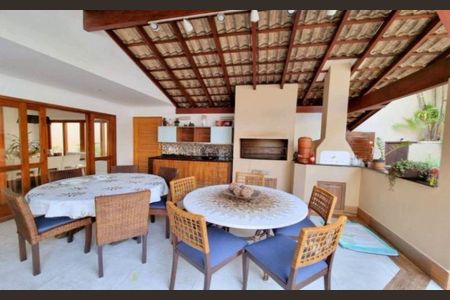 Casa à venda com 460m², 4 quartos e 5 vagas Casa à venda com 460m², 4 quartos e 5 vagasFoto 37