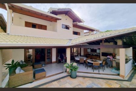 Casa à venda com 460m², 4 quartos e 5 vagas Casa à venda com 460m², 4 quartos e 5 vagasFoto 35