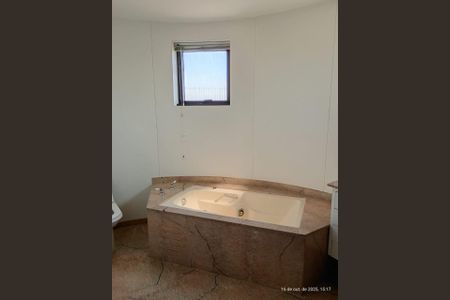 Apartamento à venda com 627m², 5 quartos e 6 vagasFoto 02