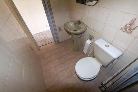 Casa para alugar com 60m², 1 quarto e sem vagaBanheiro