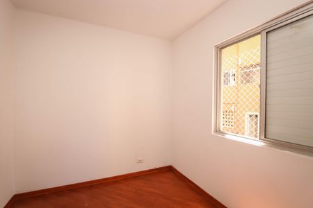 Quarto 2 de apartamento para alugar com 2 quartos, 58m² em Parque Munhoz, São Paulo