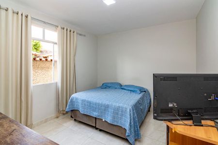 Casa à venda com 300m², 2 quartos e 4 vagasQuarto 2