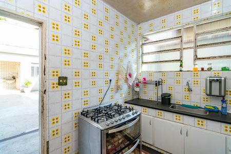 Casa à venda com 300m², 2 quartos e 4 vagasCozinha