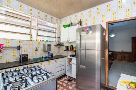 Casa à venda com 300m², 2 quartos e 4 vagasCozinha