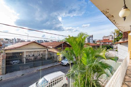 Casa à venda com 300m², 2 quartos e 4 vagasVaranda da Sala 1