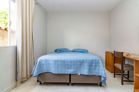 Casa à venda com 300m², 2 quartos e 4 vagasQuarto 2