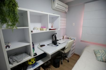 Casa de condomínio à venda com 240m², 5 quartos e 2 vagasQuarto Suíte 2