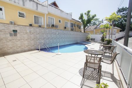 Casa de condomínio à venda com 240m², 5 quartos e 2 vagasÁrea comum - Piscina