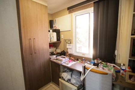 Casa de condomínio à venda com 240m², 5 quartos e 2 vagasEscritório