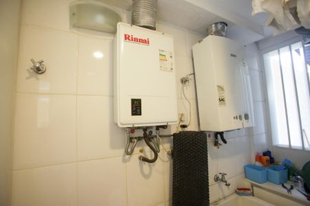 Casa de condomínio à venda com 240m², 5 quartos e 2 vagasÁrea de Serviço