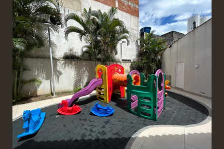 Apartamento à venda com 167m², 4 quartos e 2 vagasÁrea comum - Playground