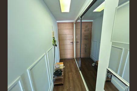 Apartamento à venda com 167m², 4 quartos e 2 vagasHall de entrada