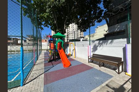 Apartamento à venda com 167m², 4 quartos e 2 vagasÁrea comum - Playground