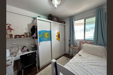 Apartamento à venda com 167m², 4 quartos e 2 vagasQuarto