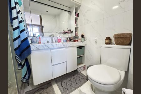 Apartamento à venda com 167m², 4 quartos e 2 vagasBanheiro da Suíte 1