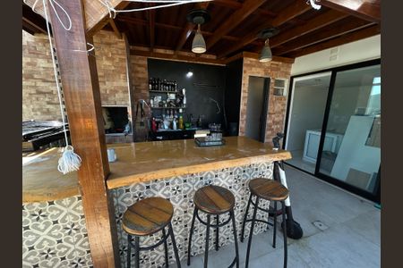 Apartamento à venda com 167m², 4 quartos e 2 vagasChurrasqueira