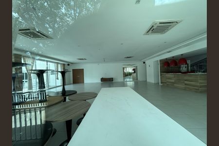 Apartamento à venda com 167m², 4 quartos e 2 vagasÁrea comum - Salão de festas