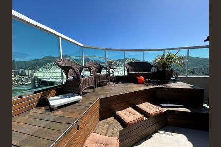 Apartamento à venda com 167m², 4 quartos e 2 vagasCobertura