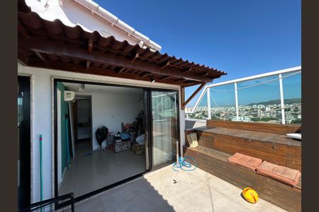Apartamento à venda com 167m², 4 quartos e 2 vagasCobertura
