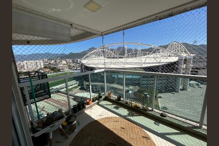 Apartamento à venda com 167m², 4 quartos e 2 vagasVaranda da sala