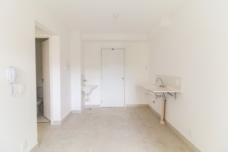 Apartamento para alugar com 33m², 2 quartos e sem vaga Apartamento para alugar com 33m², 2 quartos e sem vagaSala/Cozinha