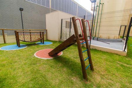 Apartamento para alugar com 33m², 2 quartos e sem vaga Apartamento para alugar com 33m², 2 quartos e sem vagaÁrea comum - Playground