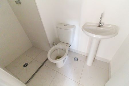Apartamento para alugar com 33m², 2 quartos e sem vaga Apartamento para alugar com 33m², 2 quartos e sem vagaBanheiro