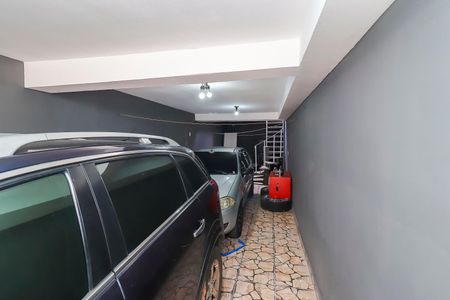 Casa à venda com 100m², 3 quartos e 5 vagas Casa à venda com 100m², 3 quartos e 5 vagasGaragem