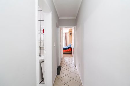 Casa à venda com 100m², 3 quartos e 5 vagas Casa à venda com 100m², 3 quartos e 5 vagasCorredor do Piso Superior