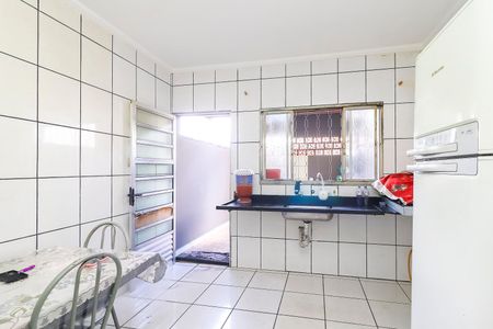 Casa à venda com 100m², 3 quartos e 5 vagas Casa à venda com 100m², 3 quartos e 5 vagasCozinha