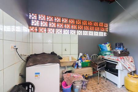 Casa à venda com 100m², 3 quartos e 5 vagas Casa à venda com 100m², 3 quartos e 5 vagasÁrea de Serviço