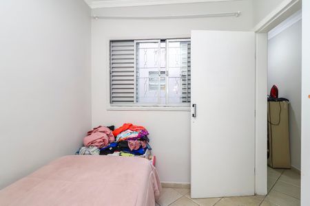 Casa à venda com 100m², 3 quartos e 5 vagas Casa à venda com 100m², 3 quartos e 5 vagasQuarto 2